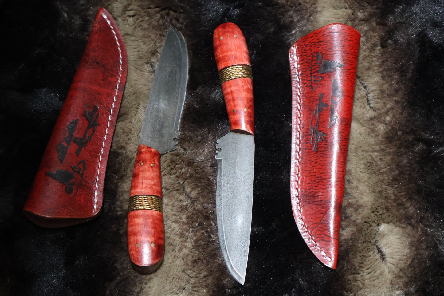 Collectable Colonial Trade knife a accurate reproduction of this historical artifact this Large Red Brass Wire Wrapped Knife Comes with a pictorial sheath
