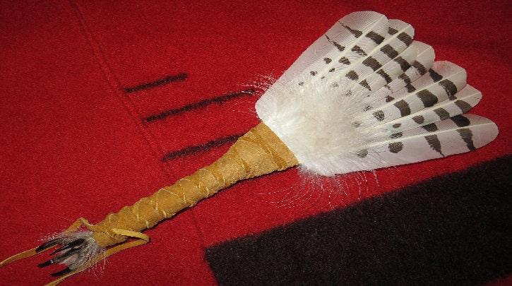 Native American-Made 4-Feather Snowy Owl Prayer Fan | Handcrafted Smudge & Ceremonial Fan - Aki Trading Post