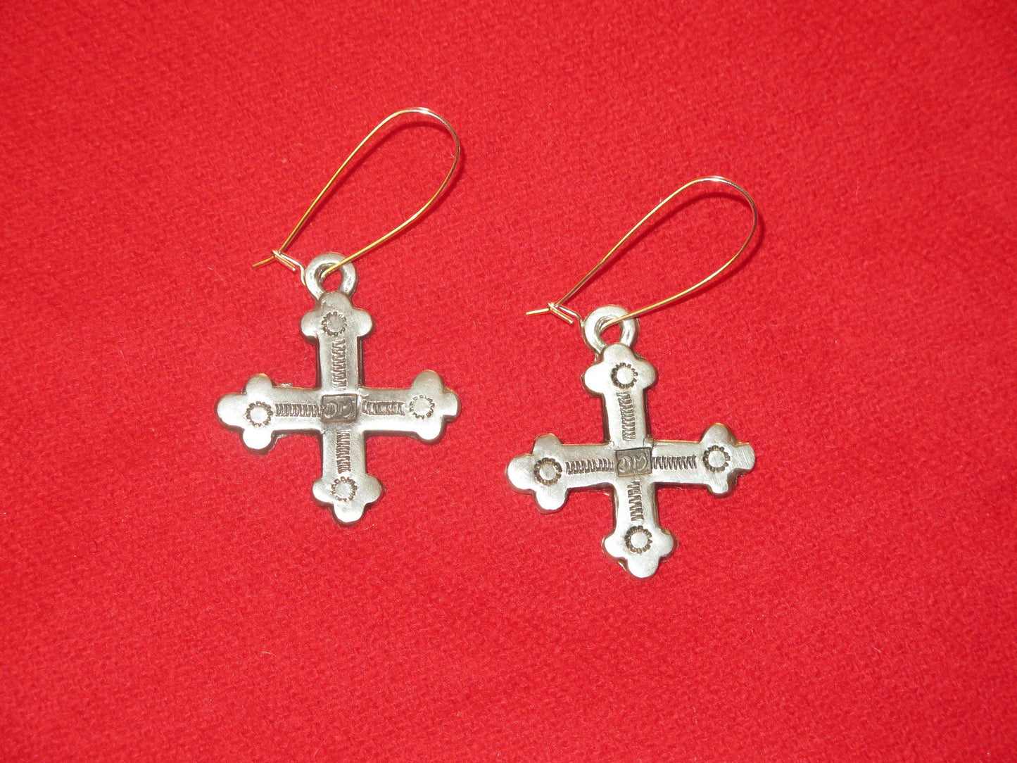 Native American Early Trade Cross Earring | Single Trade Silver Lead-Free Pewter Cross with Sterling Silver Kidney Ear Wire - Aki Trading Post