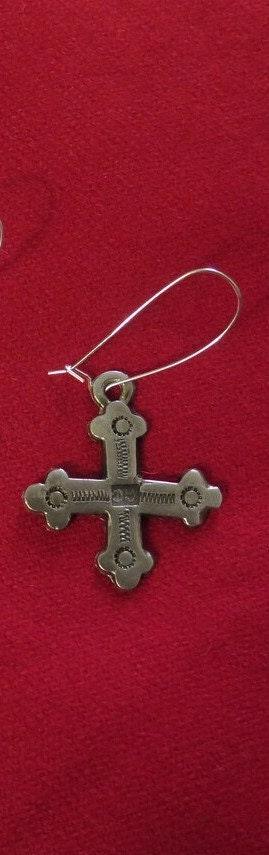 Native American Early Trade Cross Earring | Single Trade Silver Lead-Free Pewter Cross with Sterling Silver Kidney Ear Wire - Aki Trading Post