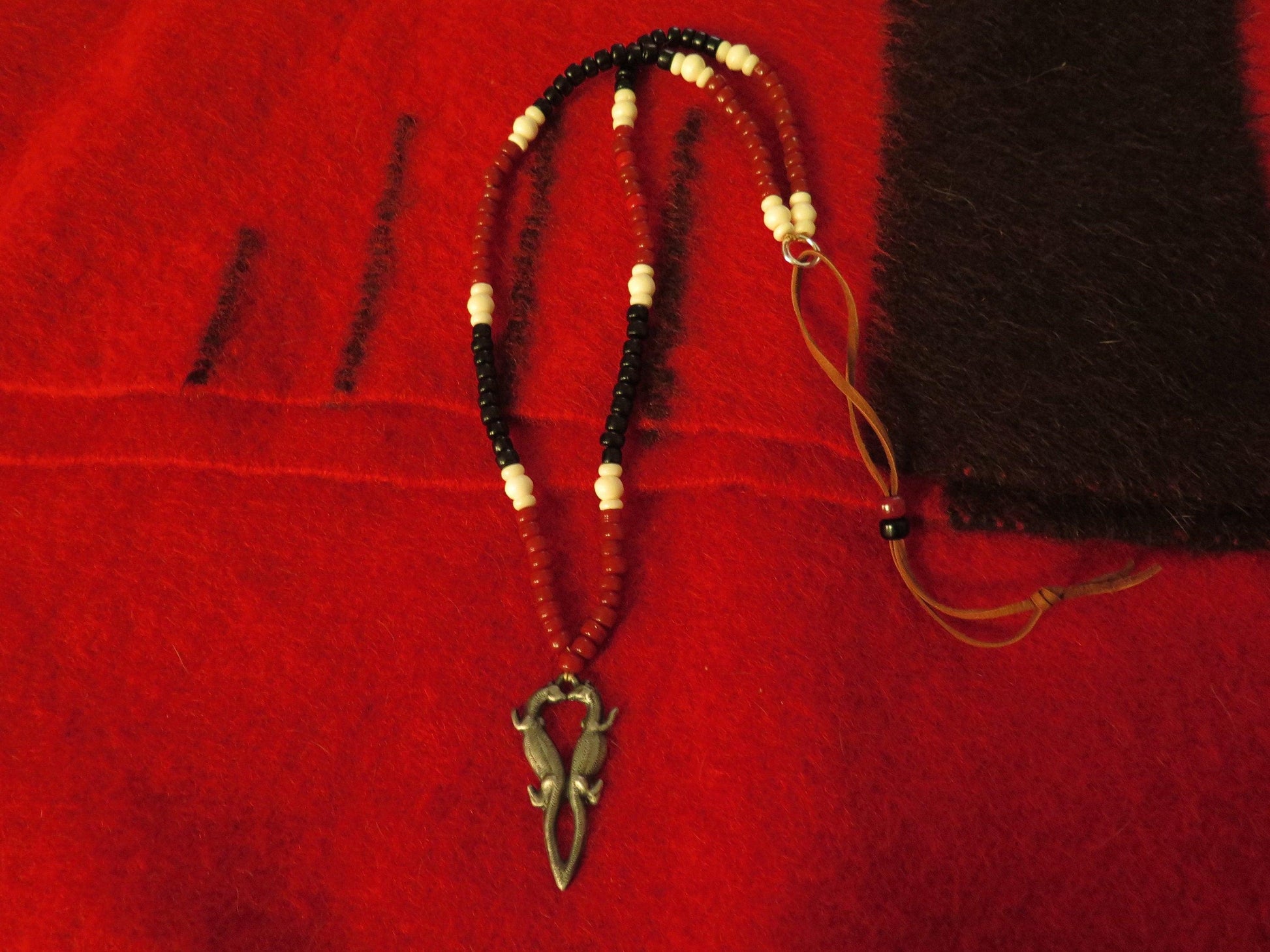 Native American Handmade Hudson Bay Fur Trade Kissing Otters Pendant Necklace | Strung with Glass Beads & Sinew - Aki Trading Post